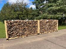 Dry, Seasoned Hardwood Firewood