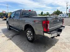 2021 Ford F250 XLT 4x4 Diesel - Photo 3