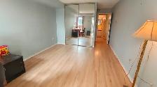 Spacious, quite 2 bdrm 2 bath apartment for rent (walking to UW) - Photo 3