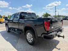 2022 GMC Denali Duramax - Photo 3