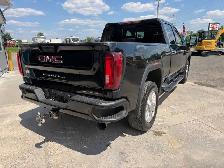 2022 GMC Denali Duramax - Photo 4