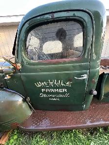 1946 Dodge Pickup Truck - Photo 2