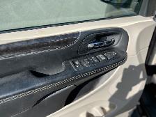2015 Chrysler Town & Country TOURING-SUNROOF-DUAL DVD-CAM-105KMS - Photo 7