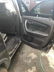 GMC acadia 2011 - Photo 2