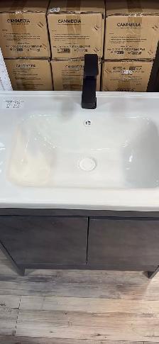 Vanity, Faucet and Drain - Photo 2