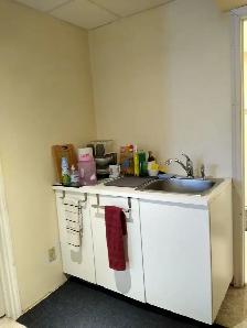 Fully furnished basement suites for $400 - Photo 8
