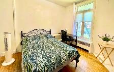 Now-furnished 3 Bedroom -metro cote vertu-family of 6 or 3 stude - Photo 2