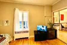 Now-furnished 3 Bedroom -metro cote vertu-family of 6 or 3 stude - Photo 3