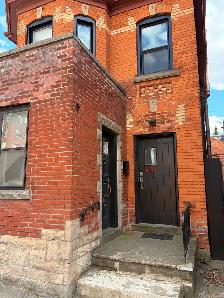 Renovated One Bedroom Apartment