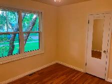 3Bed/1Bath-MainFloor-BonnieDoonArea-Internet/Utilities Included - Photo 7
