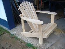 Chaises extérieures en bois