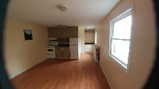 All-inclusive one bedroom apartment at triplex upper level - Photo 5