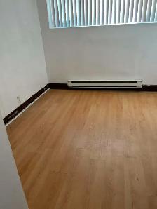 1 1/2 SAINT-LAURENT - CHAMBRE A LOUER / ROOM FOR RENT - Photo 2