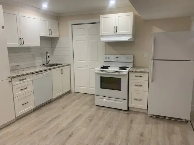 Large 2 Bedroom Ground level suite