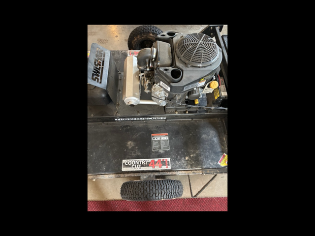 44 " Swisher Commercial pro cutter