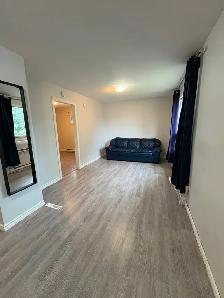 2 Unit Suite For Rent in Nice North Kildonan Triplex - Photo 2