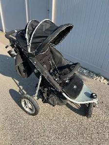 Valco 3 wheel baby jogging stroller