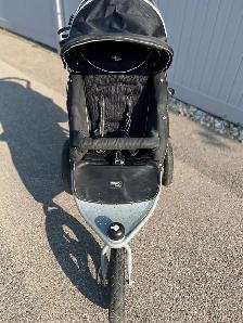 Valco 3 wheel baby jogging stroller - Photo 4