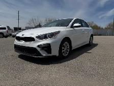 2020 Kia Forte FE - Photo 2