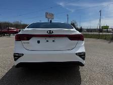 2020 Kia Forte FE - Photo 4