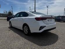 2020 Kia Forte FE - Photo 5