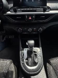 2020 Kia Forte FE - Photo 11