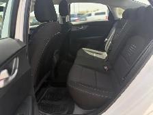 2020 Kia Forte FE - Photo 12
