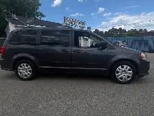 2017 Dodge Grand Caravan SXT - Photo 2