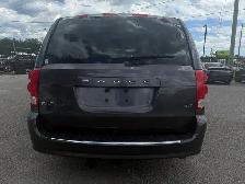 2017 Dodge Grand Caravan SXT - Photo 4