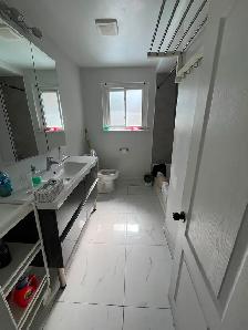 3-Bedroom, mainfloor of a house, Close to York University - Photo 6