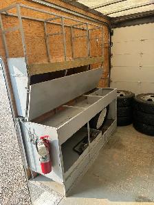 2013 Ford E450 - Photo 8