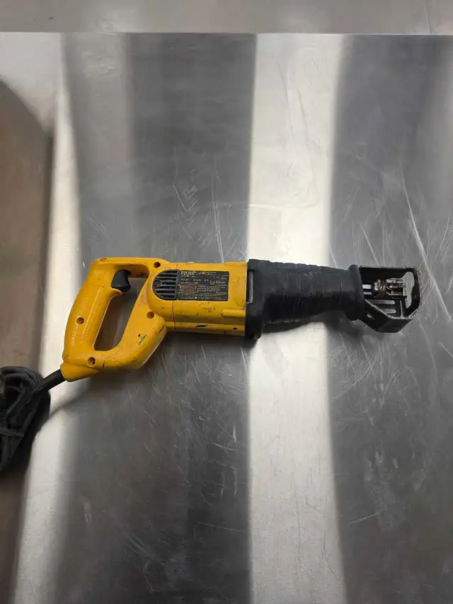 dewalt corded sawzall