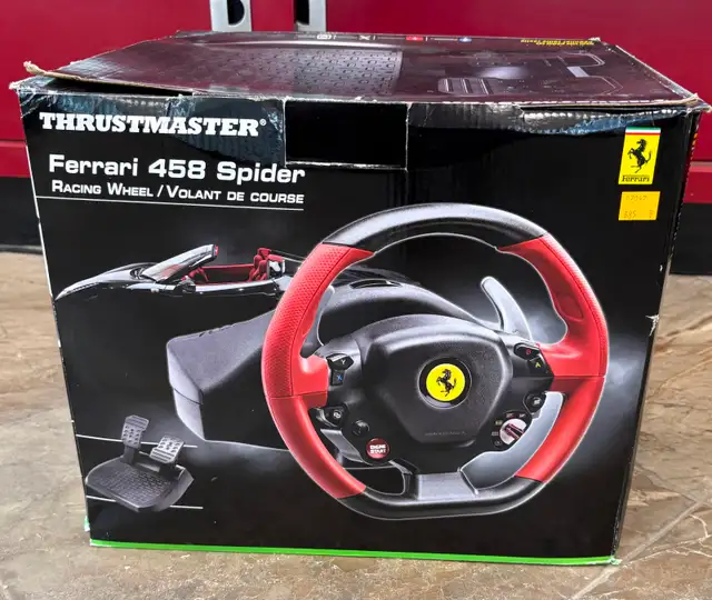 Thrustmaster Ferrari 458 Spider Xbox One Steering Wheel in Box