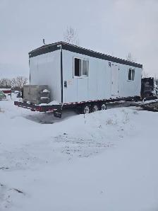 Wheeled wellsite unit 8'8' x 36'