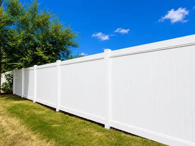 Vinyl fence material Edmonton