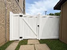 Vinyl fence material Edmonton - Photo 3