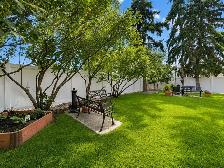 Vinyl fence material Edmonton - Photo 4