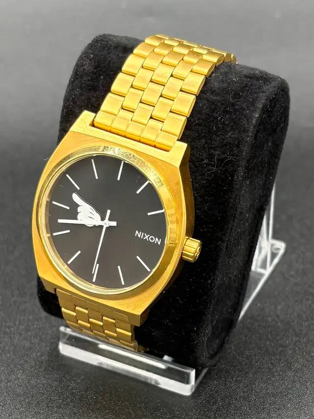 NEW Nixon Mickey Mouse the Time Teller Disney Collab Watch