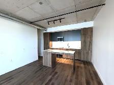 25-073 BRAND NEW condo in NRTH. Fabulous building! Corner unit.. - Photo 3