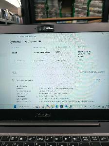 Laptop 8 RAM M3 WIN 11 256SSD - Photo 2