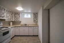 121 Mackan St, Thorold - All Inclusive 2 Bed Lower Unit - Photo 2