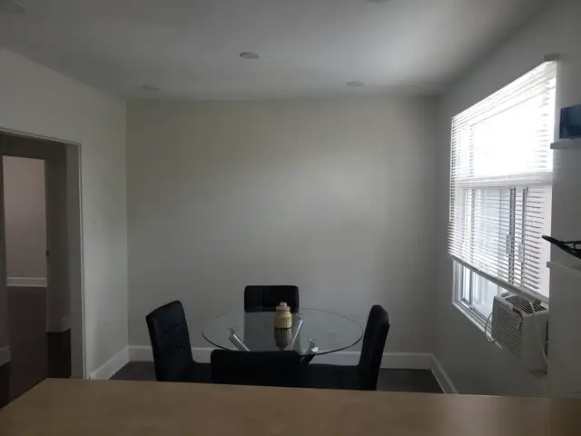 Large 2 Bedroom Apartment near Beechwood Area