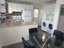 Large 2 Bedroom Apartment near Beechwood Area - Photo 2