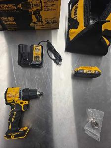 20v dewalt drill - Photo 2