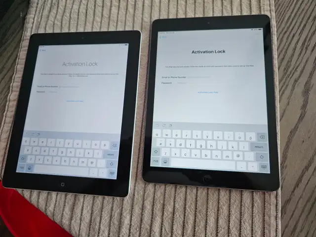 2 Apple iPads for parts (Activation locked)