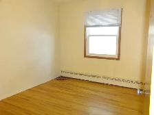 Beltline connaught 2 bedroom apart,  17 av sw $1425/m   electric - Photo 5