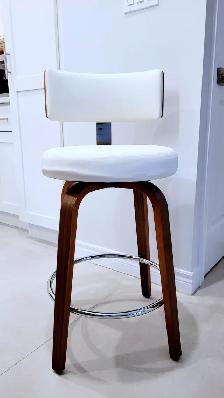 3 Bar Island Stools - Photo 2