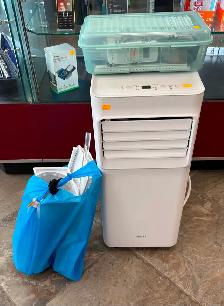 Vissani Portable 8500BTU Air Conditioner /w Window Kit & Remote