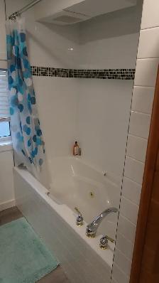 Penticton. 2 Bed, 1 Bath carriage house available for rent. - Photo 11