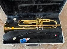 Yamaha YTR 1335 Trumpet - Complete in Case
